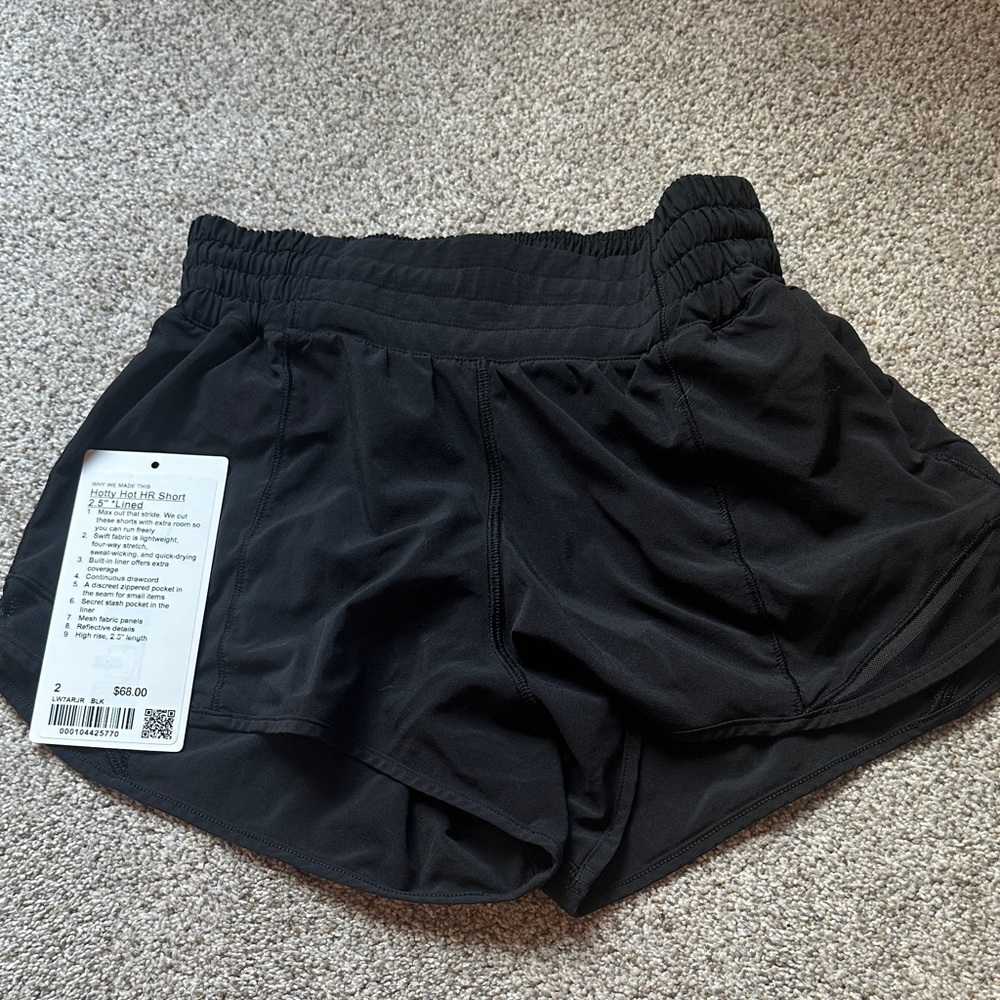 Lululemon Black High Rise Hotty Hot Shorts Size 2 2.5”